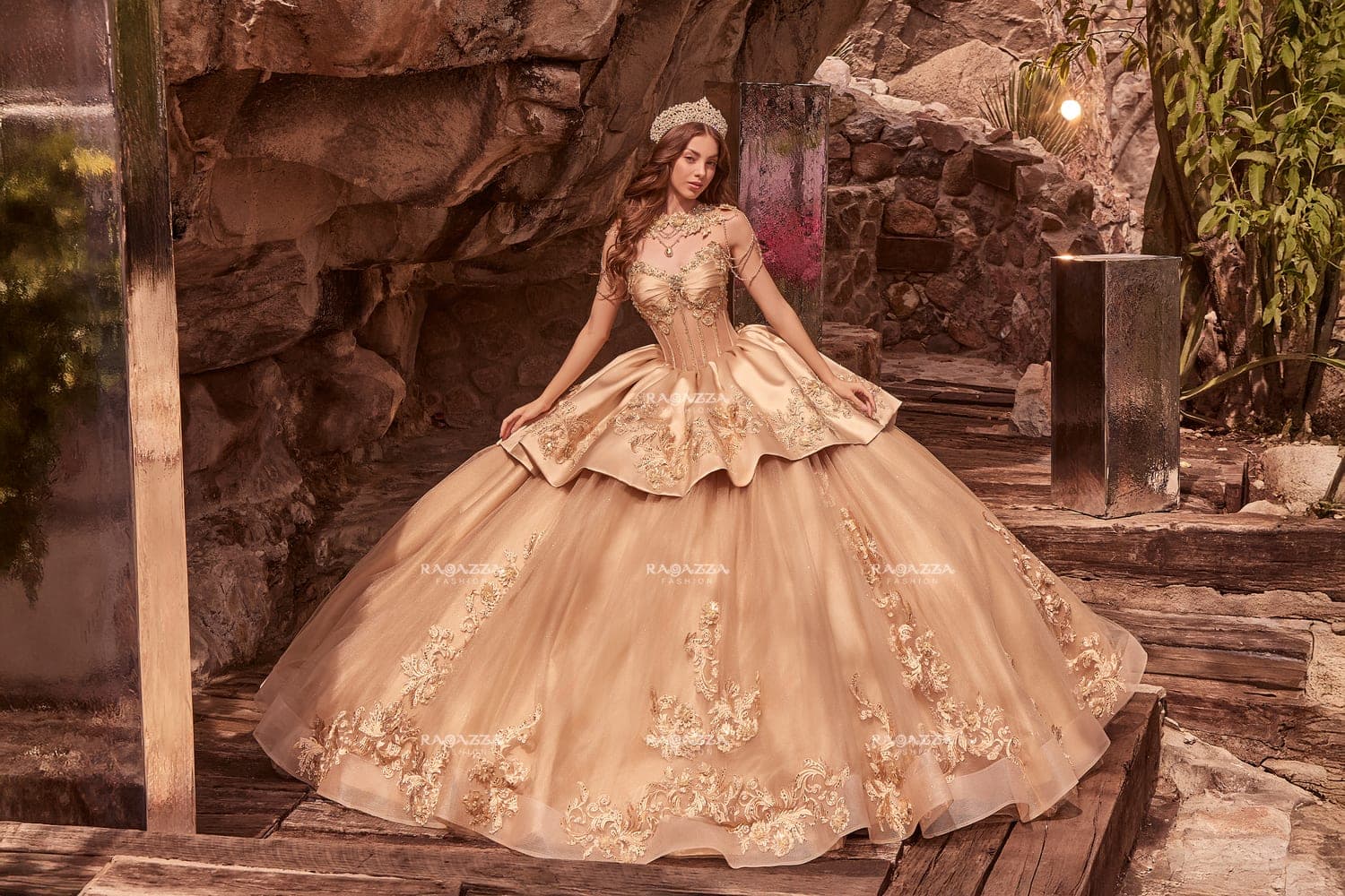 EV93-693 — ORO ORO - Caza Blanca Couture Phoenix Quinceañera dress