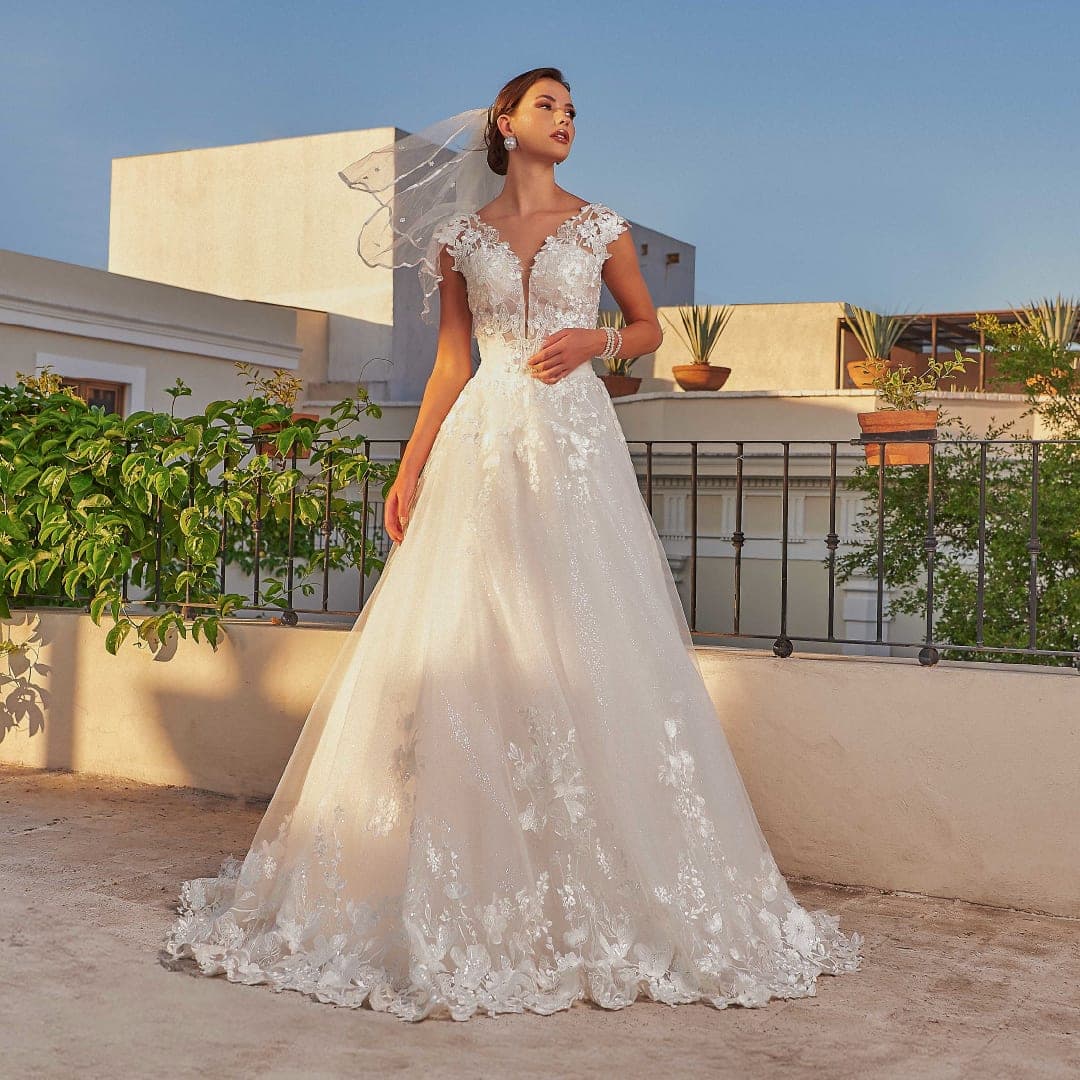 KL0-494 — IVORY - Caza Blanca Couture Phoenix Bridal dress