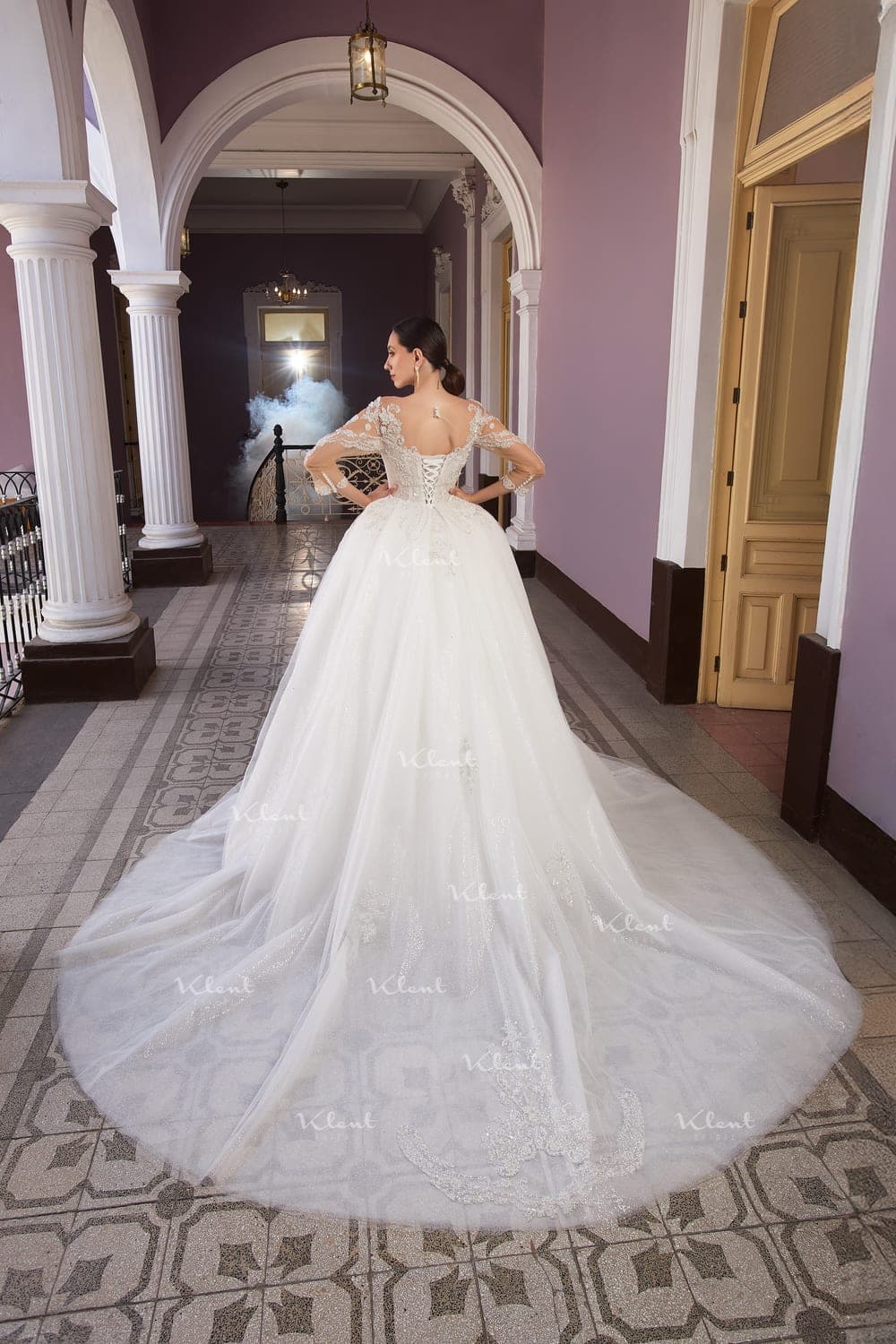 KL0-570 — IVORY - view 4