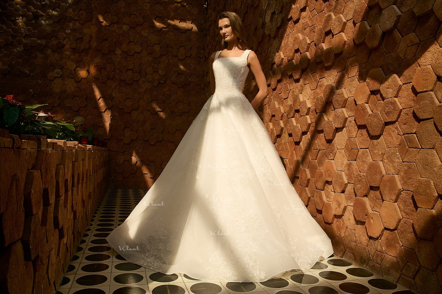 KL0-579 — IVORY - Caza Blanca Couture Phoenix Bridal dress
