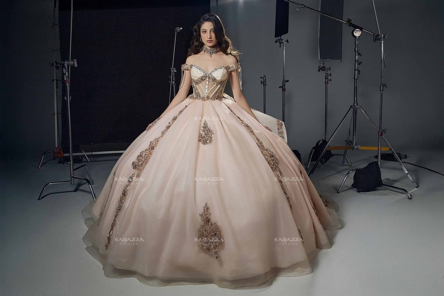 PRC0-038 — ALBARICOQUE - Caza Blanca Couture Phoenix Quinceañera dress