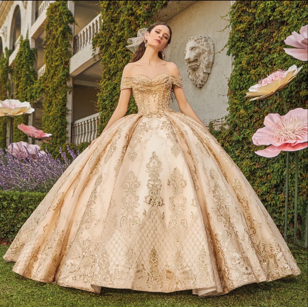 EV39-639 — IVORY ORO - Caza Blanca Couture Phoenix Quinceañera dress