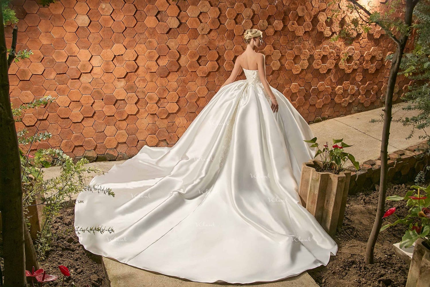KL0-586 — IVORY - view 5